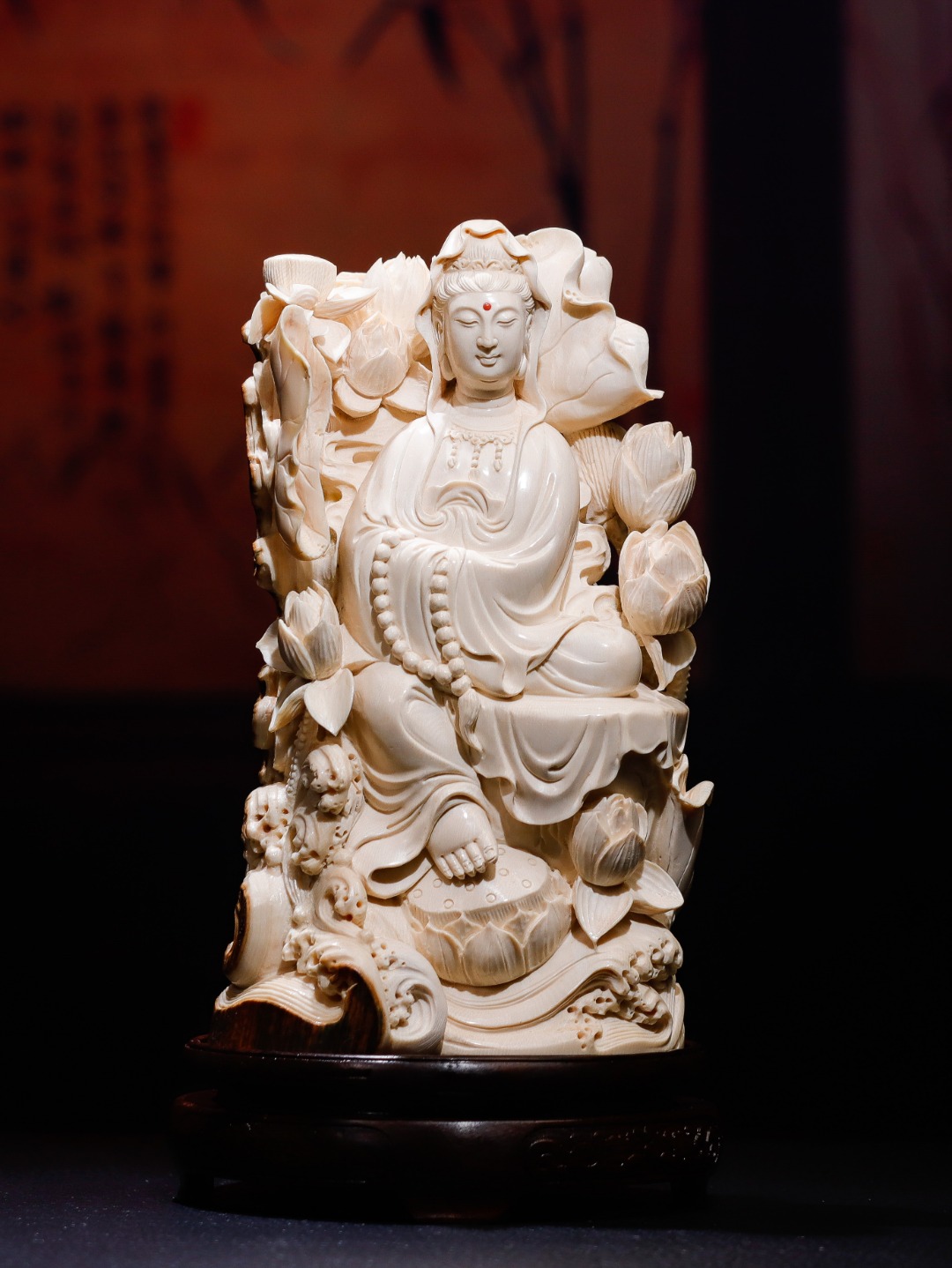 《蓮花觀音》擺件，大師極致手工佳作